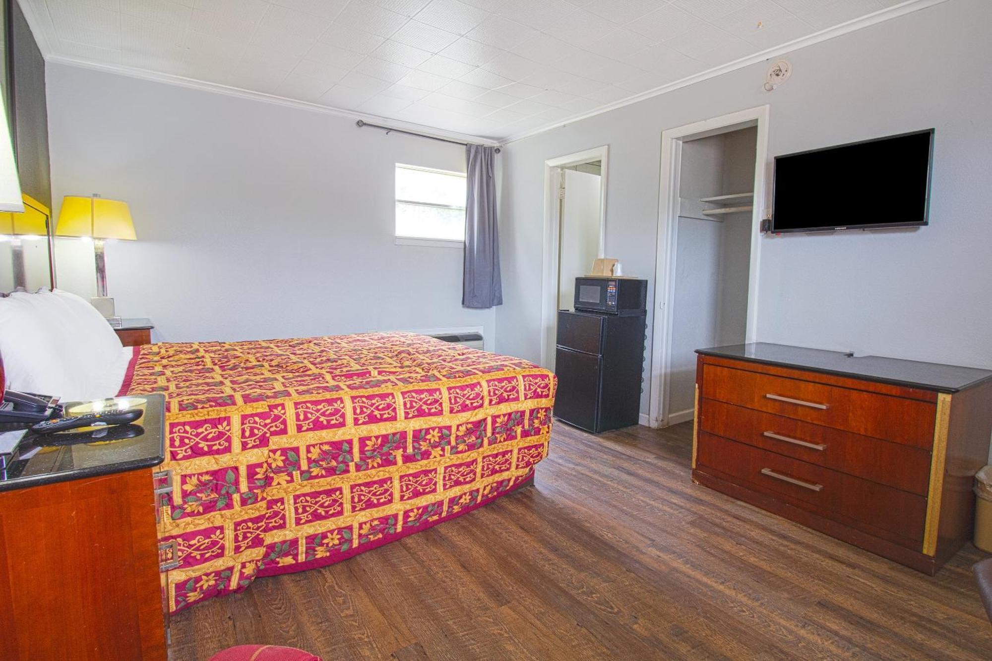 OYO Hotel McAlester OK S Main St Buitenkant foto