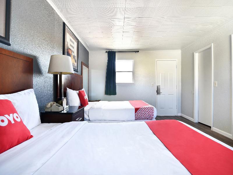 OYO Hotel McAlester OK S Main St Buitenkant foto
